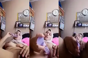 Bokep Ukhti Jilbab Cantik Ketagihan Colmek Amatir poster